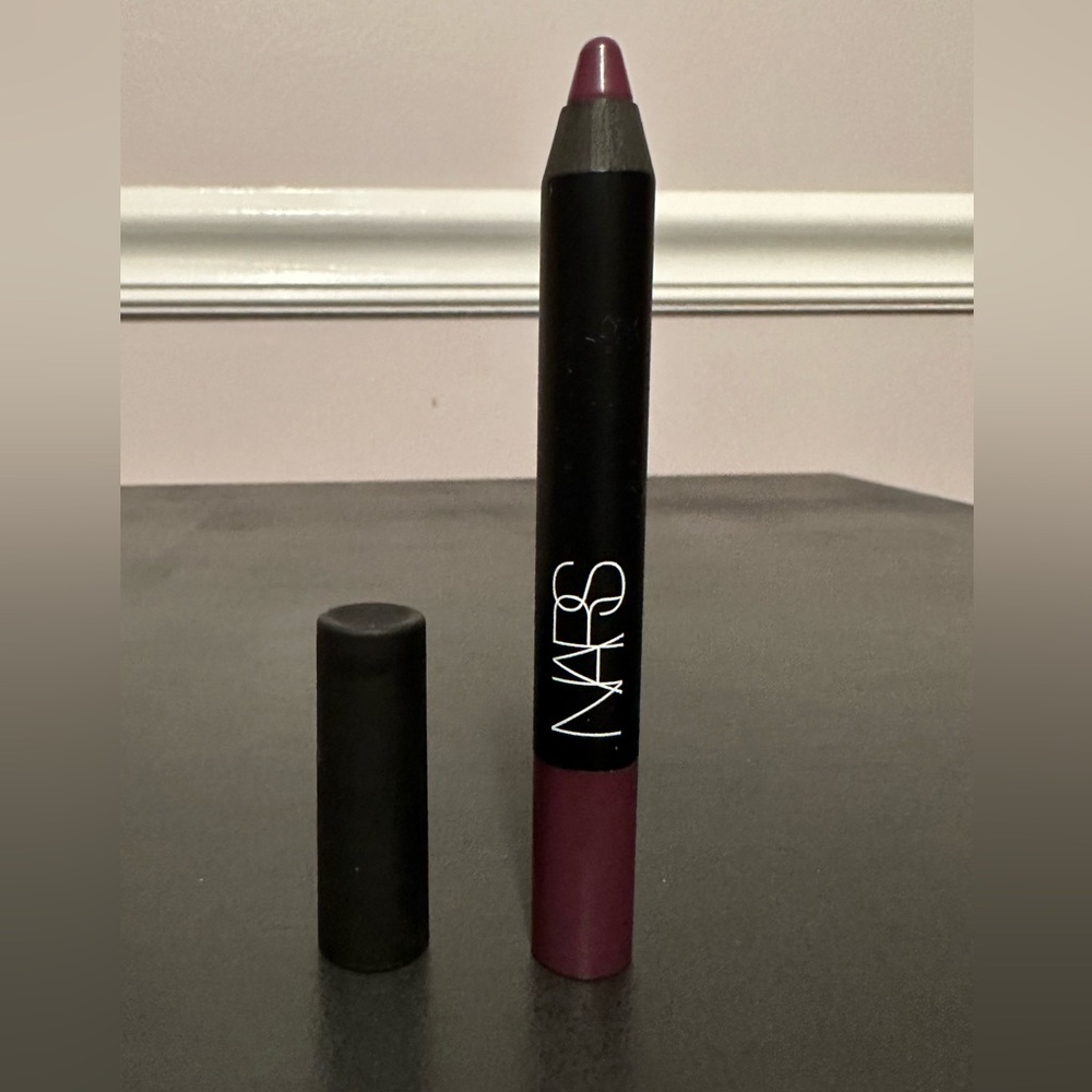 NARS Velvet Matte Lip Pencil - Dirty Mind
